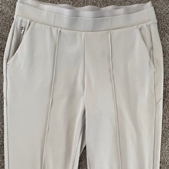 ATHLETA Venice High Rise Pintuck Cropped Pants Ivory Medium - Picture 4 of 11